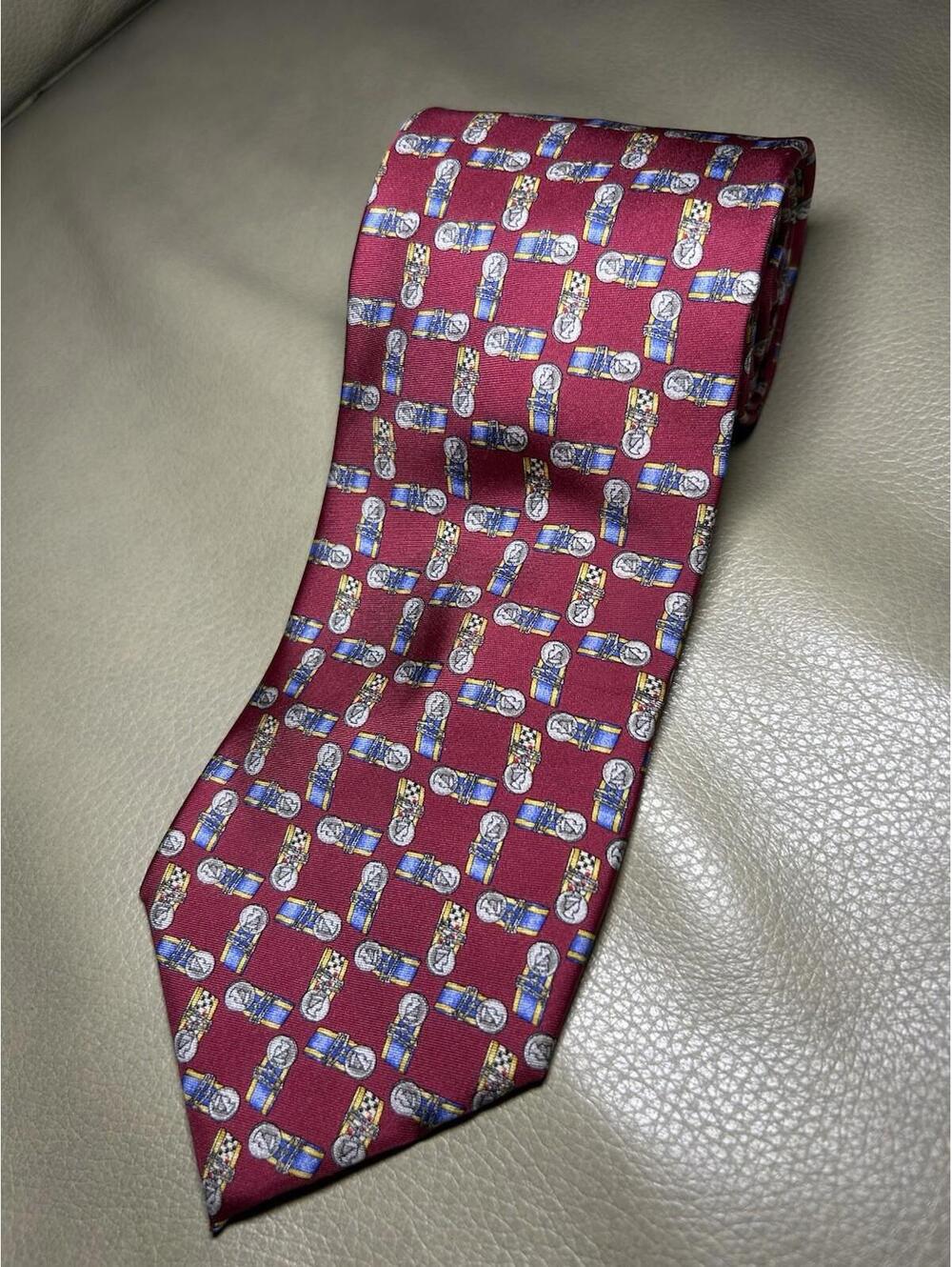 Burberry London Men’s 100% Silk Tie Necktie Red Medals T1